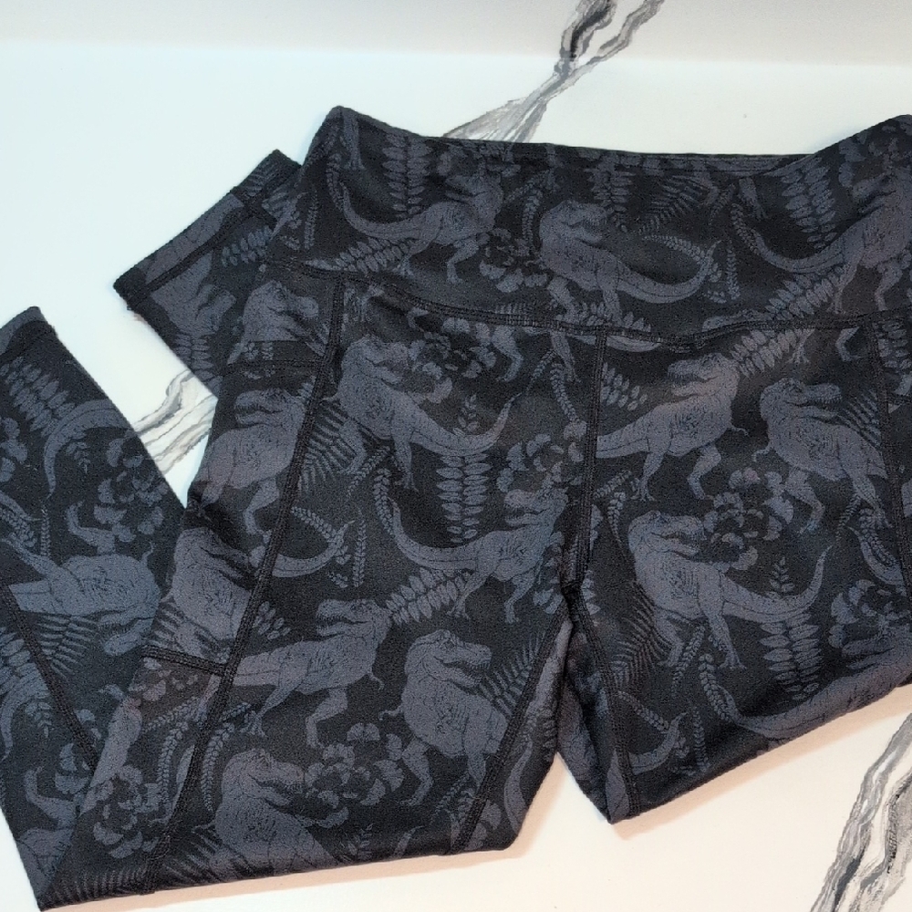 Constantly Varied Gear Black and Gray Floral Leggings